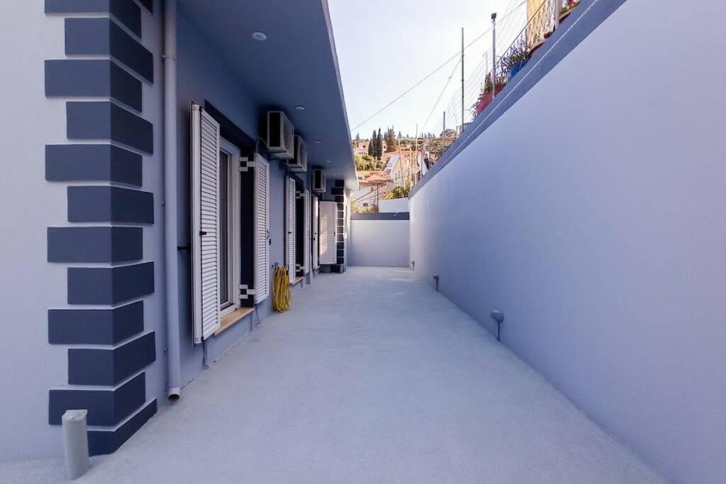 Melina Apartment ポロス エクステリア 写真