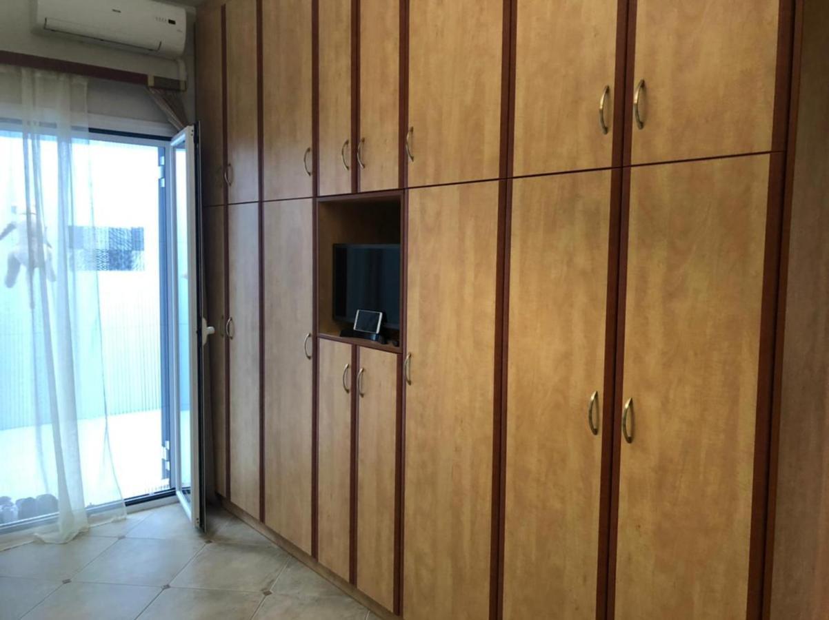 Melina Apartment ポロス エクステリア 写真